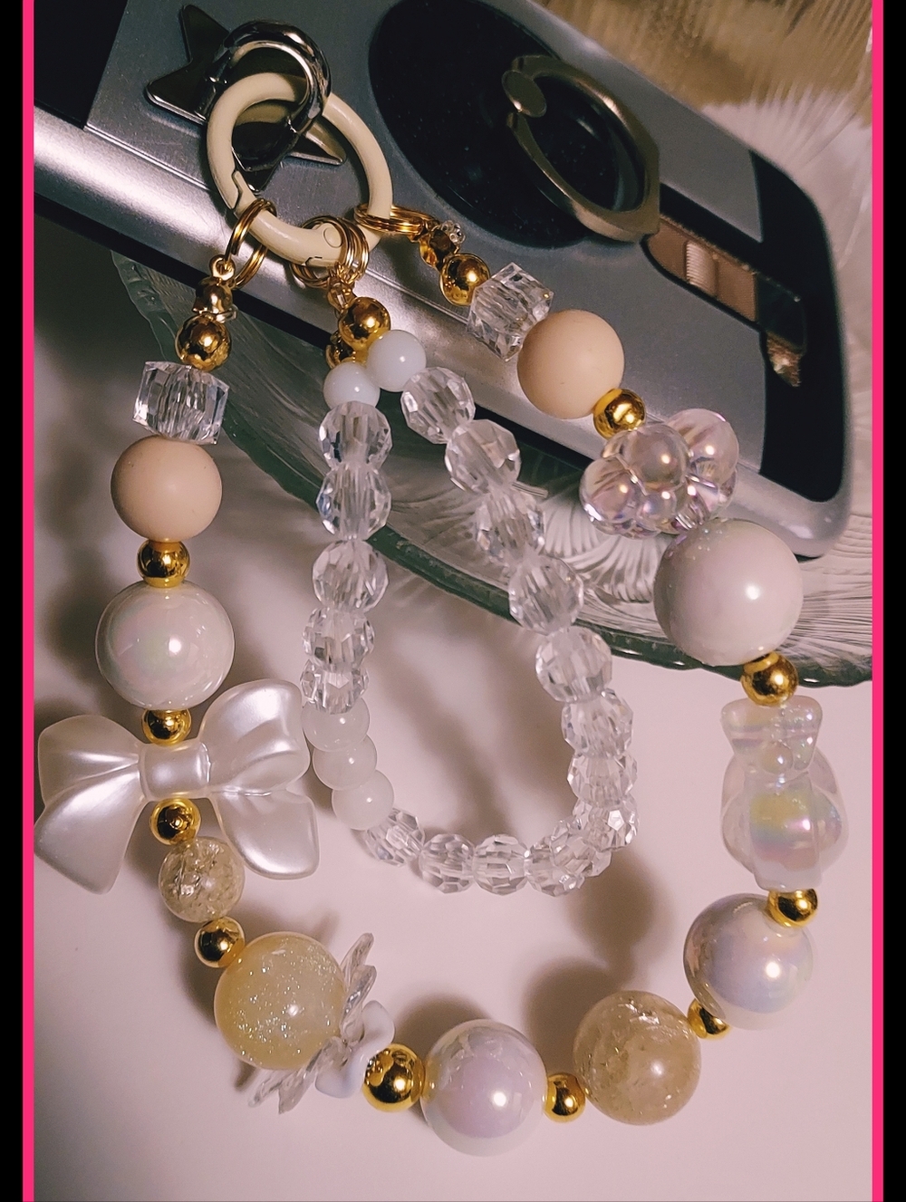 WHITE 1 ❤️LOVE:HANDMADE. NEW PHONE KEYCHAIN CAMERA BAG ACCESSORY. WHITE 1